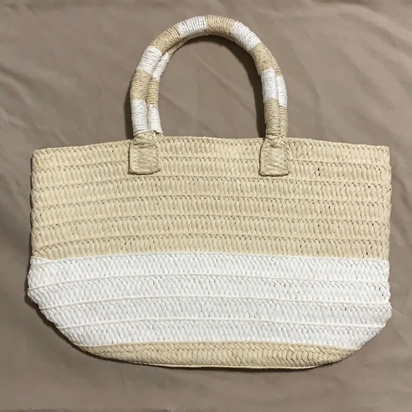 ALTRU Straw Tote Bag - Picture 1 of 7